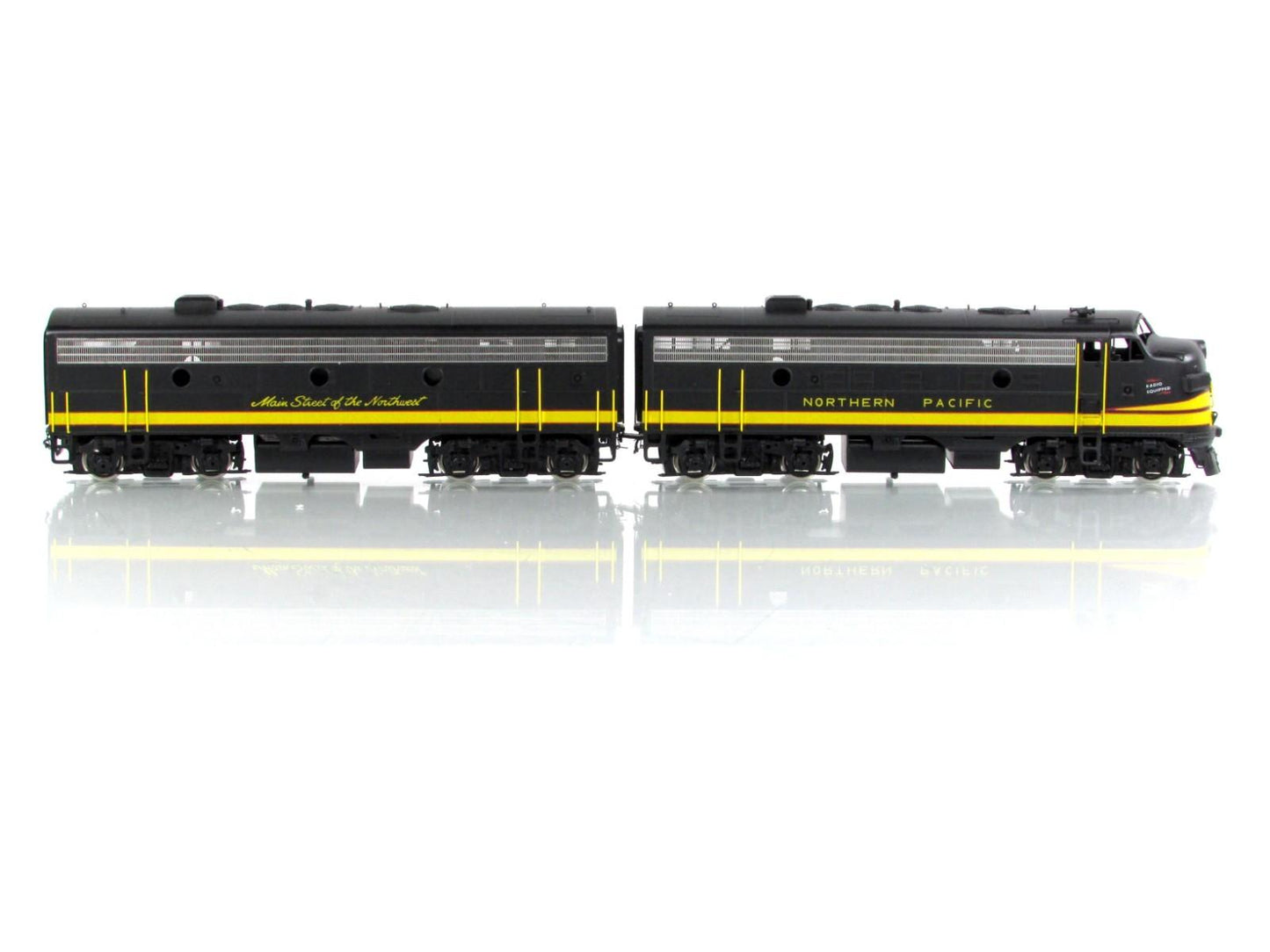 HO Scale BRASS ***NORTHERN PACIFIC*** EMD F9A-F9B 1750HP Locomotives -- Oriental