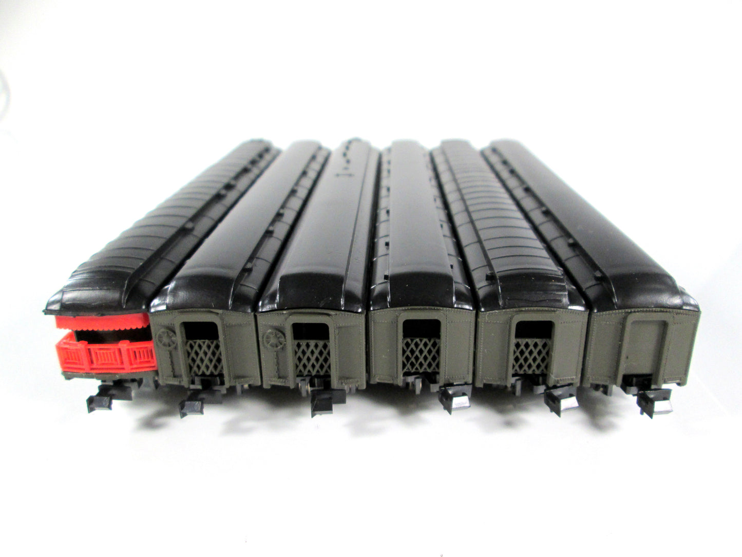 N Scale ***UNION PACIFIC*** HeavyWeight Passenger 6-Car Set ---- Con-Cor 570006