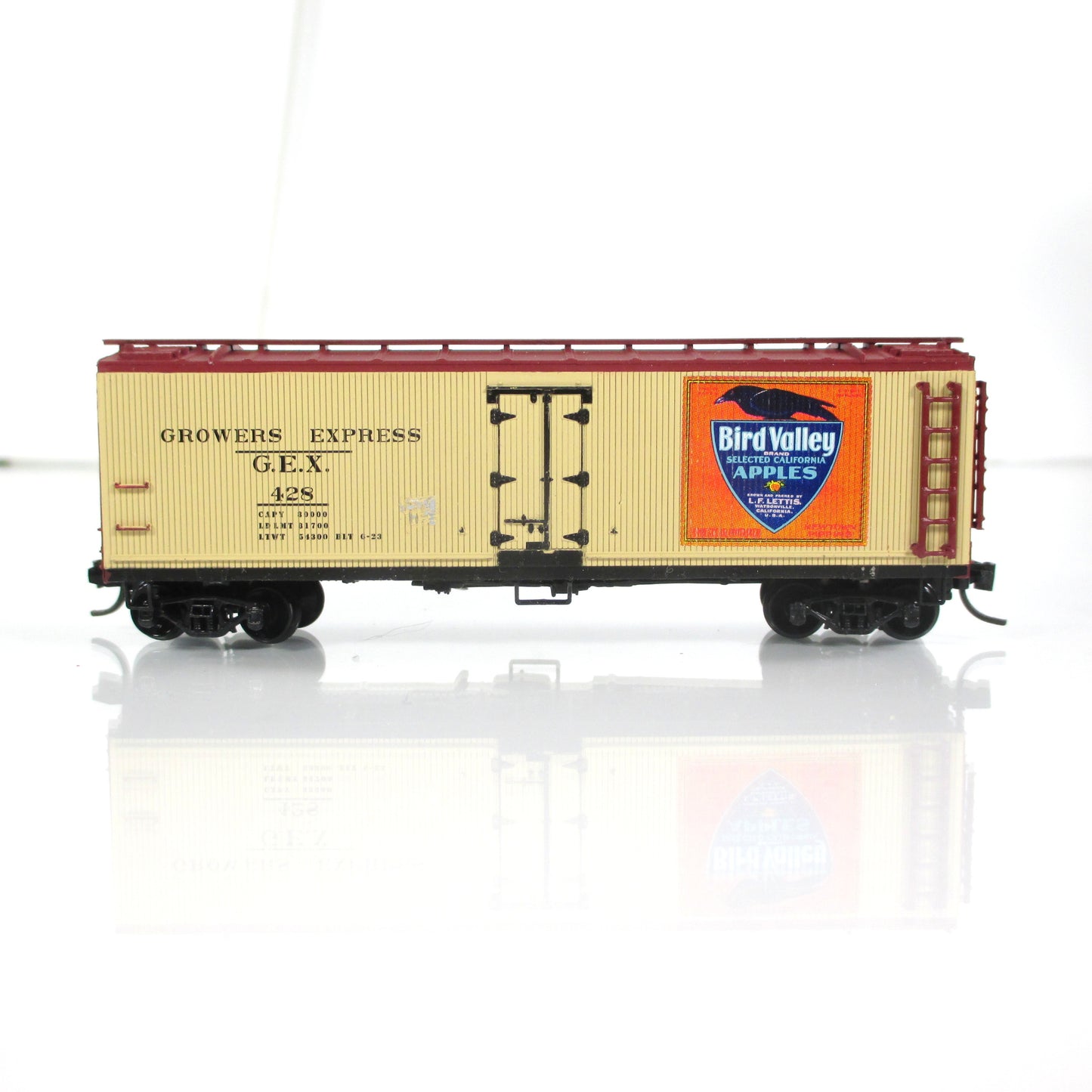 N Scale **GROWERS EXPRESS - BIRD VALLEY* Reefer #428 - YesterYear, MTL Couplers