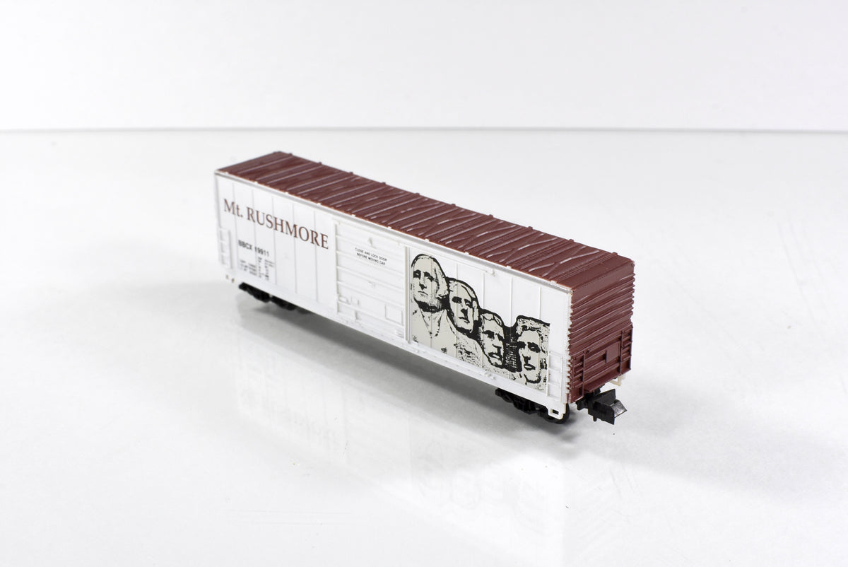 N Scale ***MT RUSHMORE*** Presidential 50’ Box Car, BBCX 19911 -- Bev-Bel 22001
