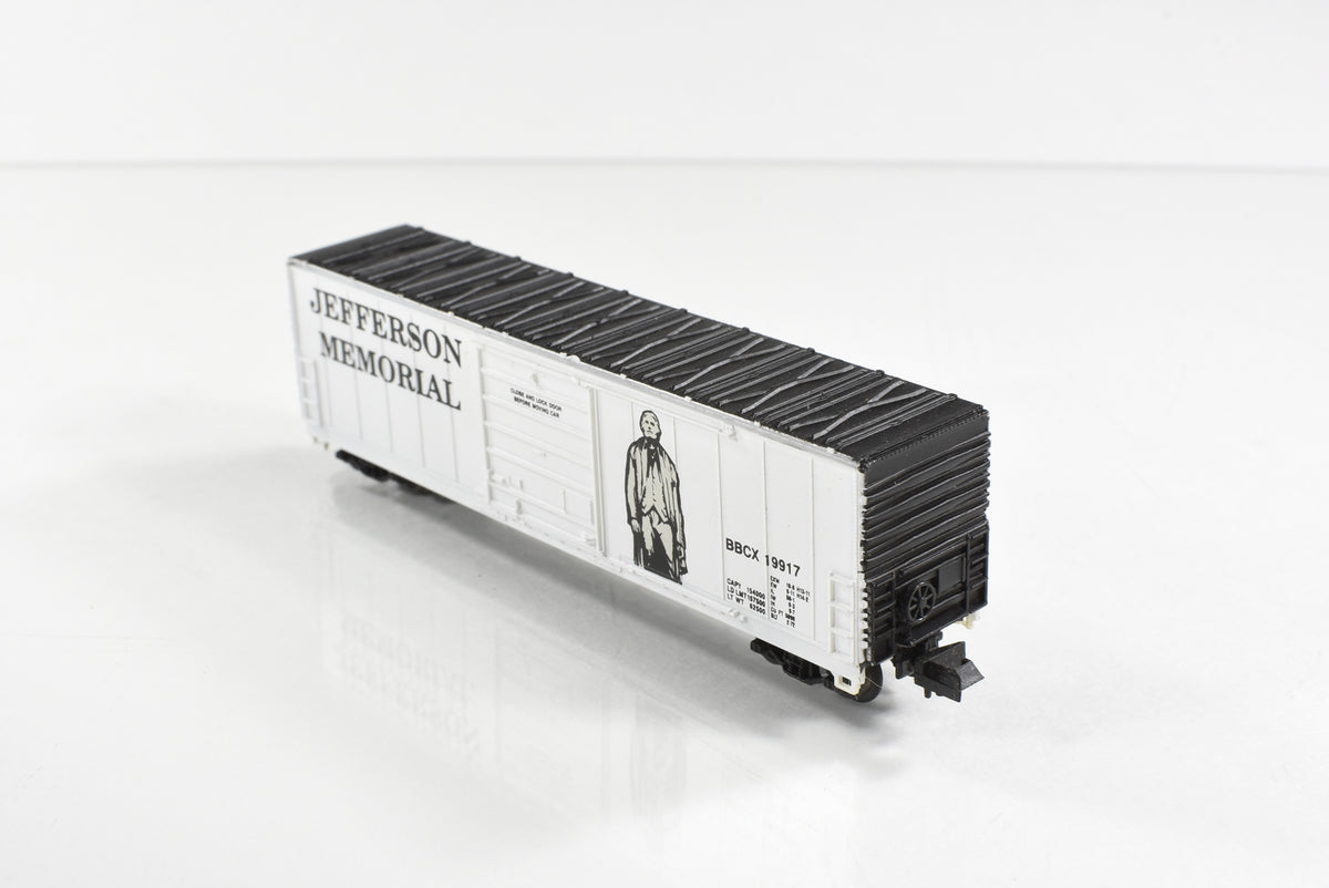 N Scale ***JEFFERSON MEMORIAL*** Patriotic Box Car - BBCX 19917 - Bev-Bel 22007