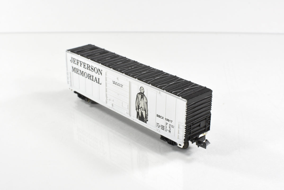 N Scale ***JEFFERSON MEMORIAL*** Patriotic Box Car - BBCX 19917 - Bev-Bel 22007