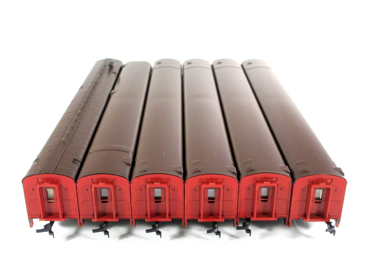 HO Scale Norfolk & Western **POWHATAN ARROW** Passenger Set --- Bachmann 43-1290