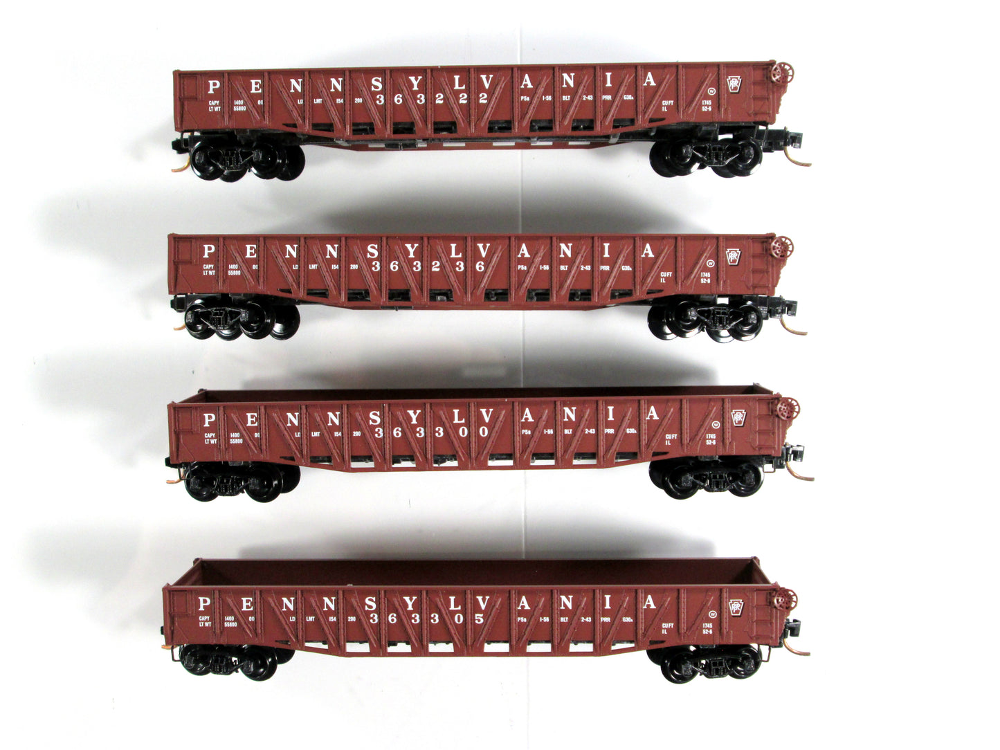 N Scale ***Pennsylvania** 50' Gondola Runner 4-Pack #18 - Micro Trains 99300018