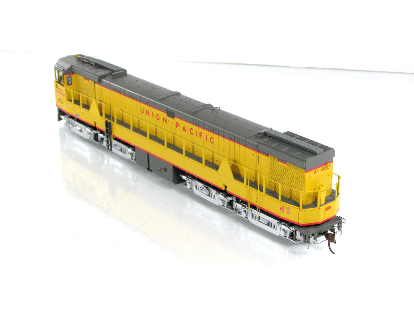 HO Scale ***UNION PACIFIC*** U50 Locomotive #45 ---- Athearn 88675, w/ DCC Sound