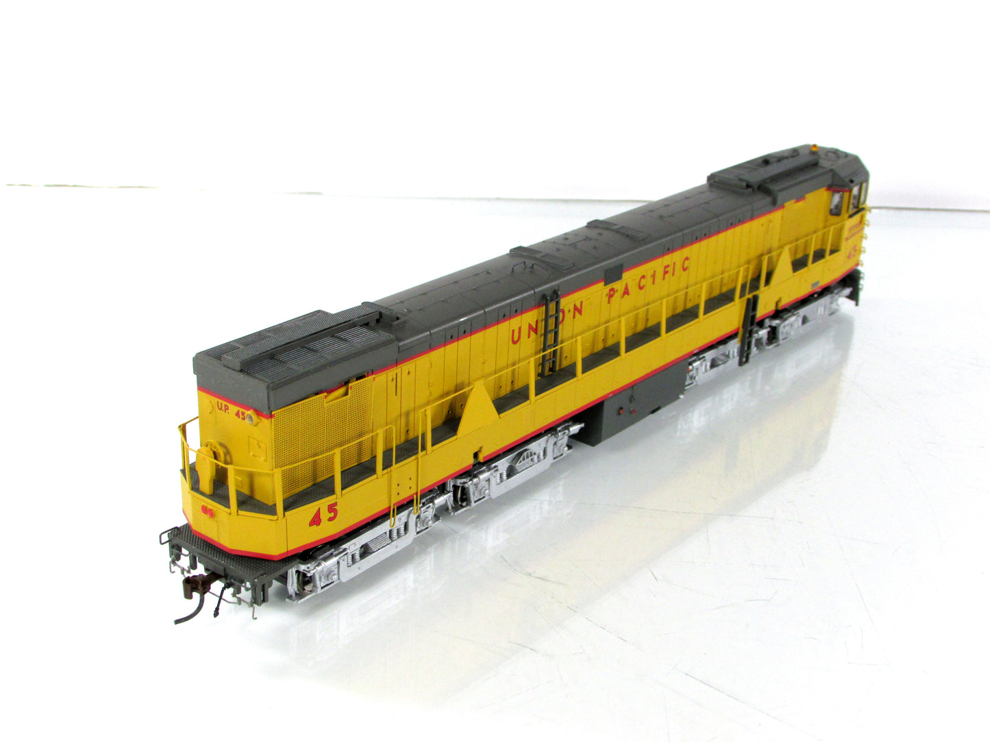 HO Scale ***UNION PACIFIC*** U50 Locomotive #45 ---- Athearn 88675, w/ DCC Sound