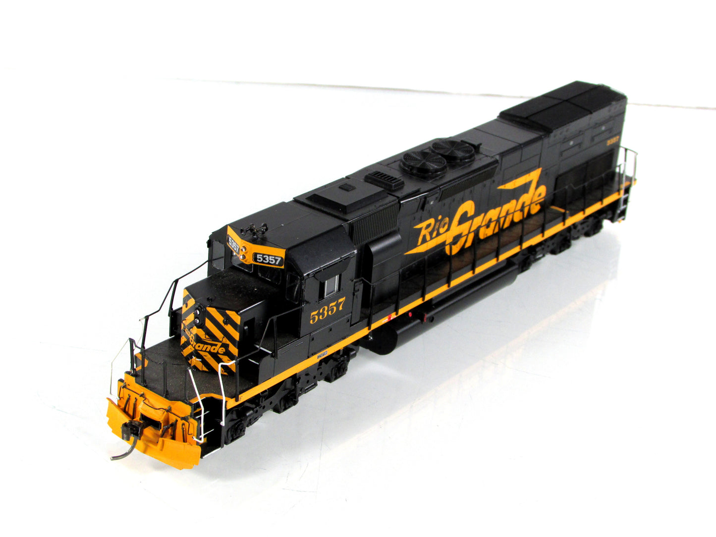 HO Scale **DENVER & RIO GRANDE** SD40T-2 Locomotive #5357 - Athearn 95107 w/ DCC