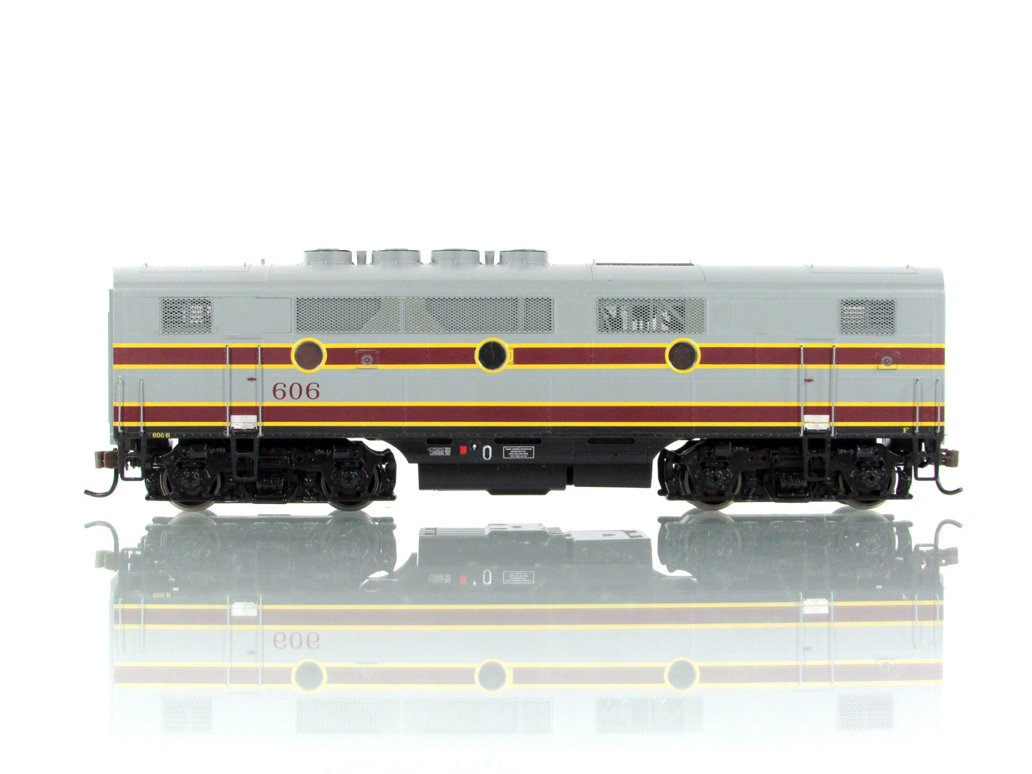 HO Scale ***LACKAWANNA*** F3B Phase 1 Diesel Locomotive #606 ----- Athearn G2530