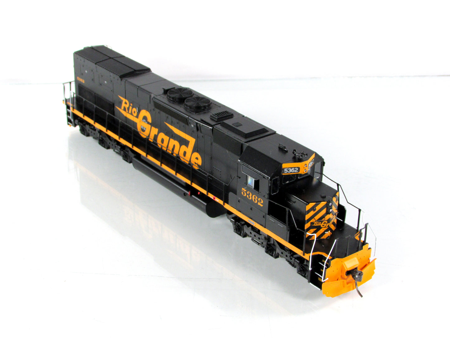 HO Scale **DENVER & RIO GRANDE** SD40T-2 Locomotive #5362 - Athearn 95106 w/ DCC