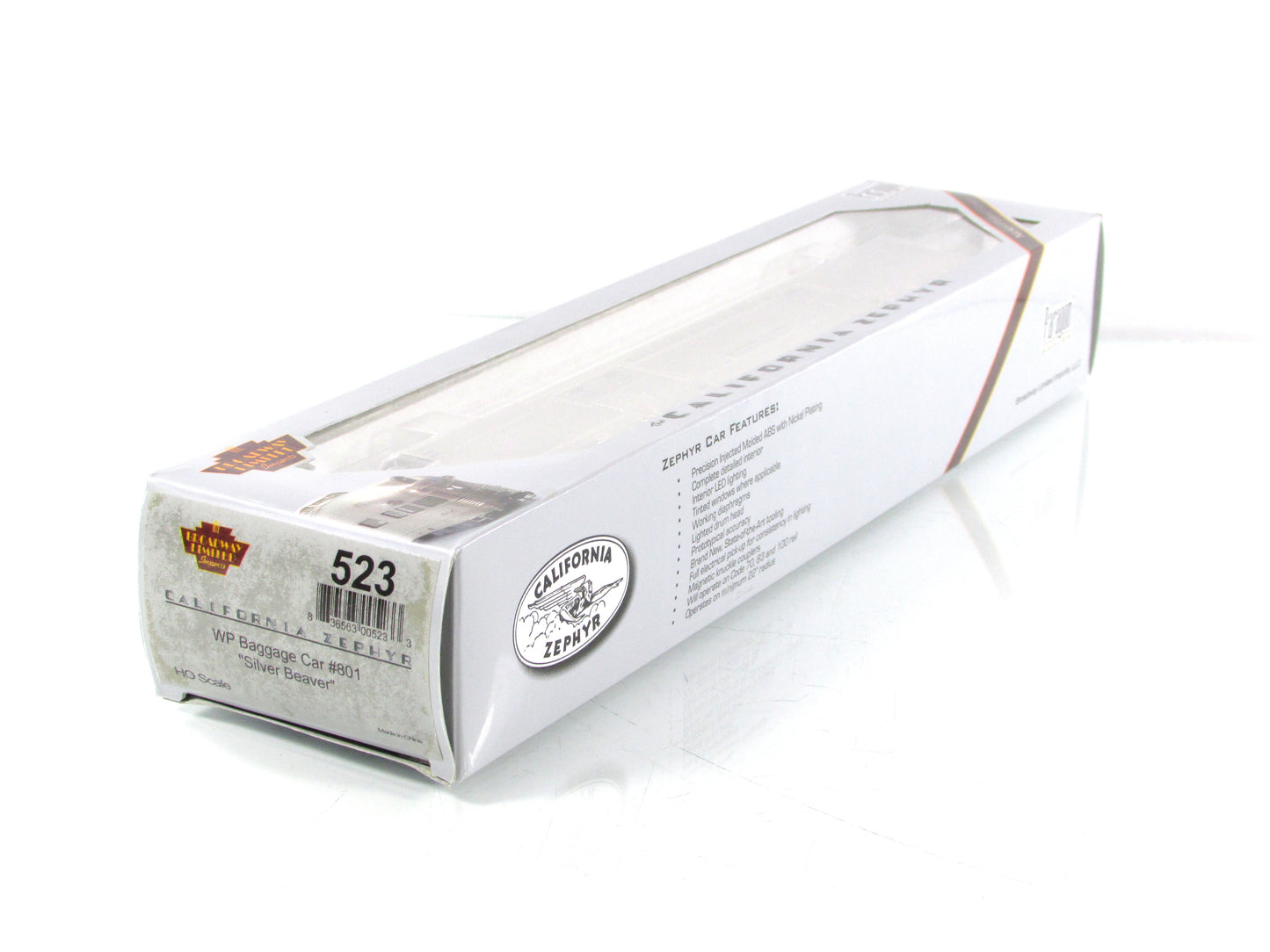 HO Scale *CA ZEPHYR* SILVER BEAVER Baggage Car, WP #801 - Broadway 523, Lighted