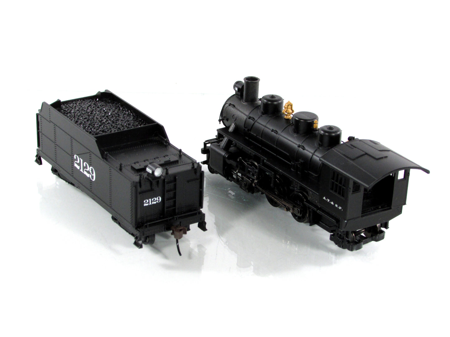 HO Scale ***SANTA FE** 2-6-2 Prairie Locomotive w/ Smoke #2129 - Bachmann 51529