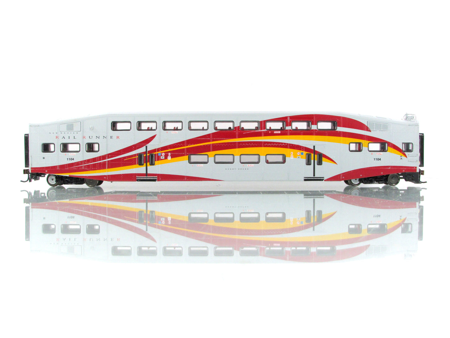 HO Scale **NEW MEXICO RAIL RUNNER** Bombardier Control Car #1104 - Athearn 25526
