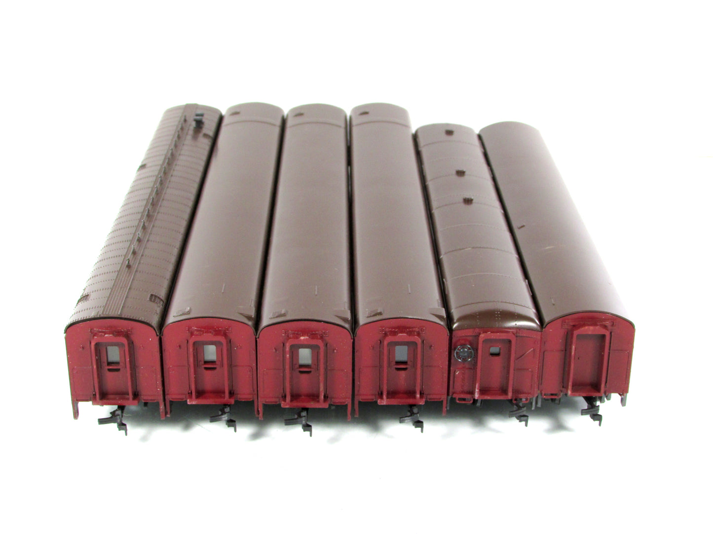 HO Scale NORFOLK & WESTERN **POWHATAN ARROW** Passenger  Set - Bachmann 43-1291