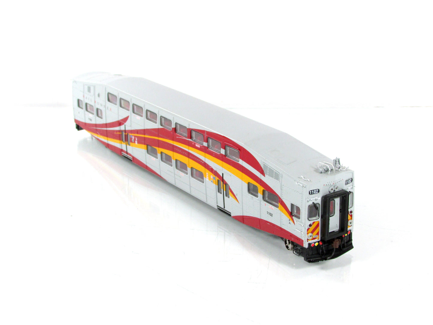 HO Scale **NEW MEXICO RAIL RUNNER** Bombardier Control Car #1102 -Athearn 25902