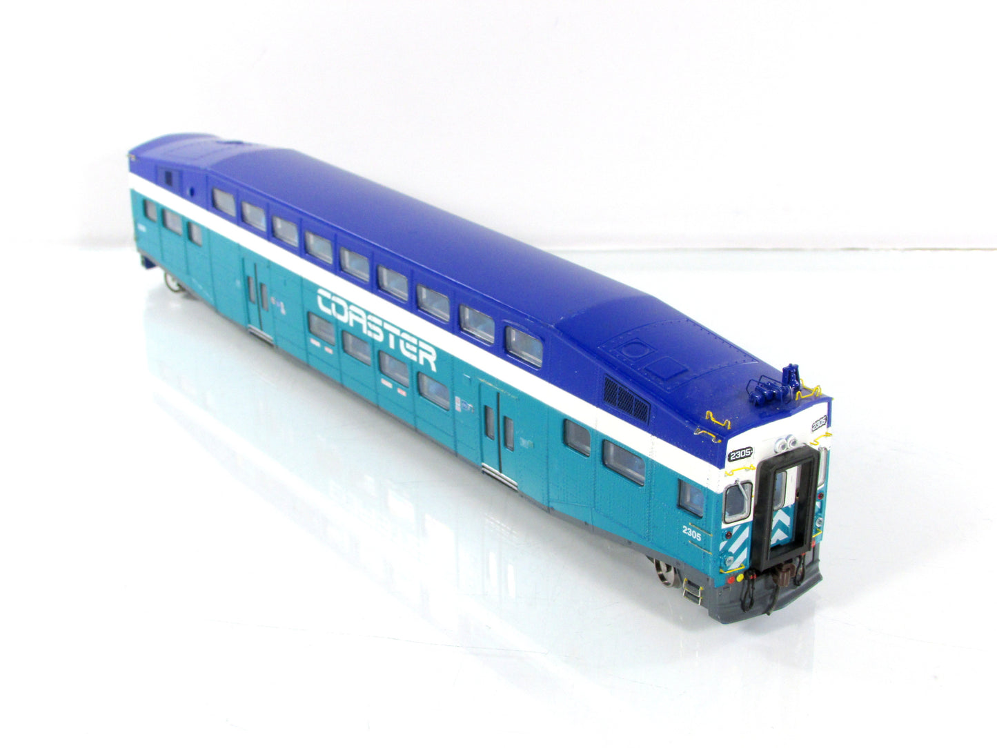 HO Scale *SAN DIEGO COASTER*  Bombardier Control Car #2305 -Athearn 25540 *RARE
