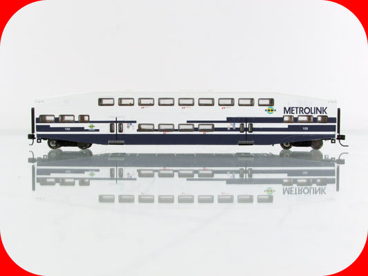 N Scale ***METROLINK*** Bi-Level Bombardier Coach #125 - Athearn 10174 **RARE
