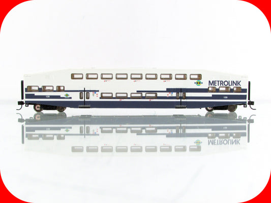 N Scale ***METROLINK*** Bi-Level Bombardier Coach #139 - Athearn 26013 **RARE