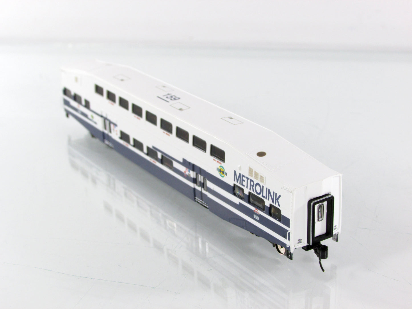 N Scale ***METROLINK*** Bi-Level Bombardier Coach #159 - Athearn 25411 **RARE