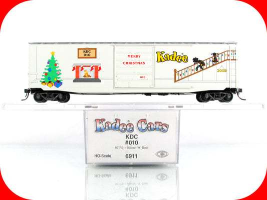 HO Scale ***MERRY CHRISTMAS*** 50' Box Car 2009 - Kadee Special Limited 6911