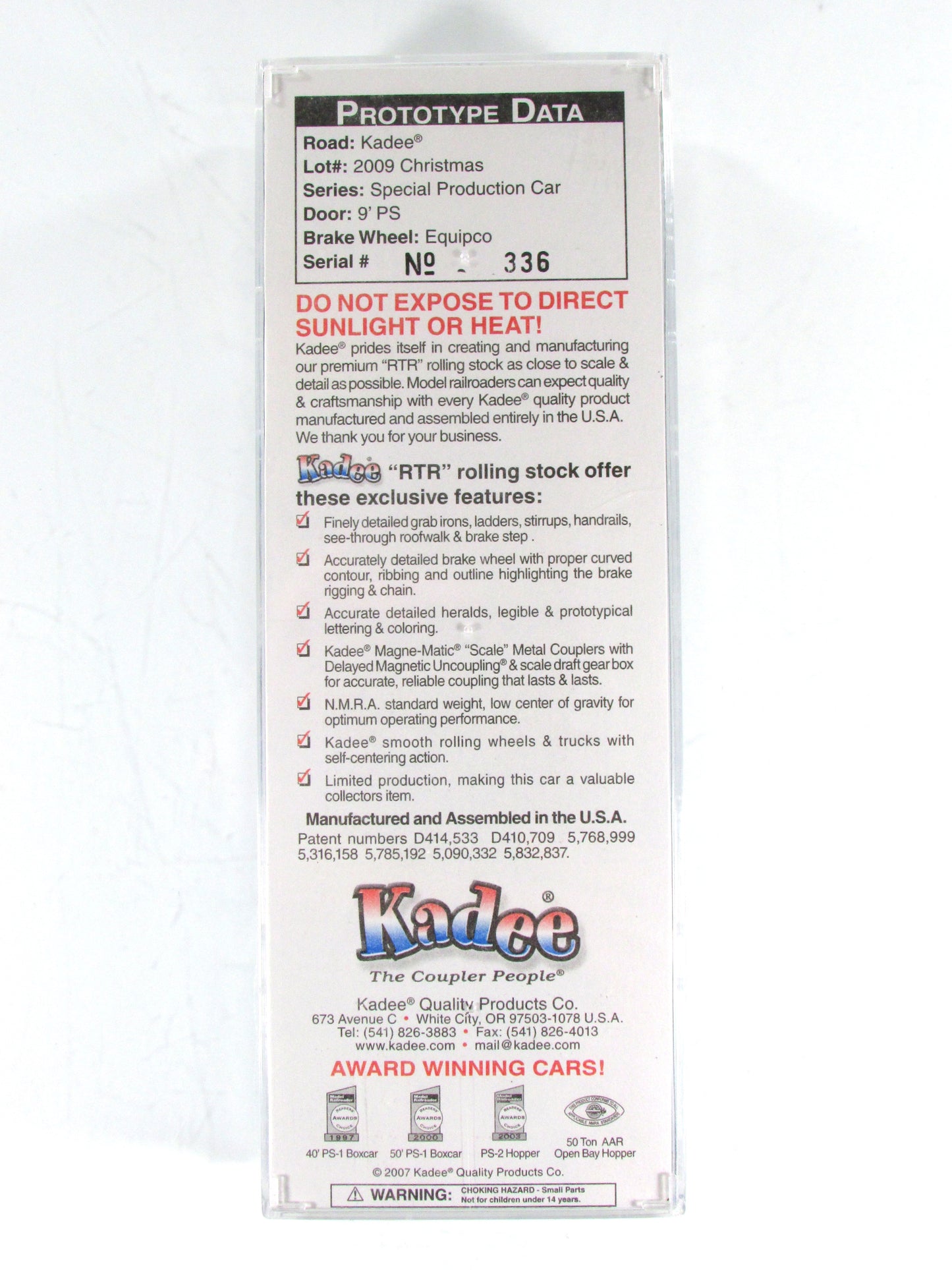 HO Scale ***MERRY CHRISTMAS*** 50' Box Car 2009 - Kadee Special Limited 6911