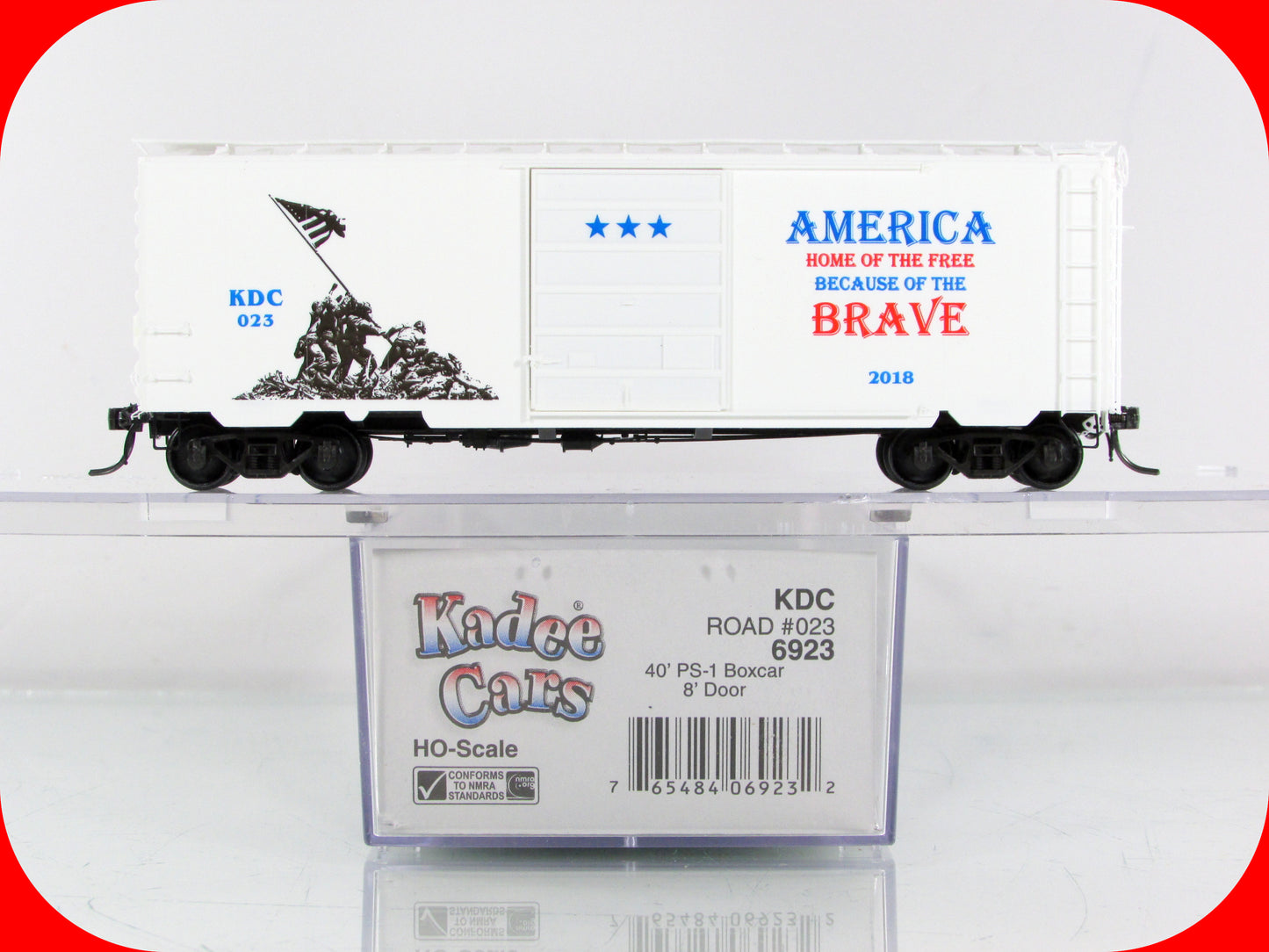 HO Scale ***AMERICA, HOME of the FREE, BRAVE*** Box Car - Kadee Special 6923