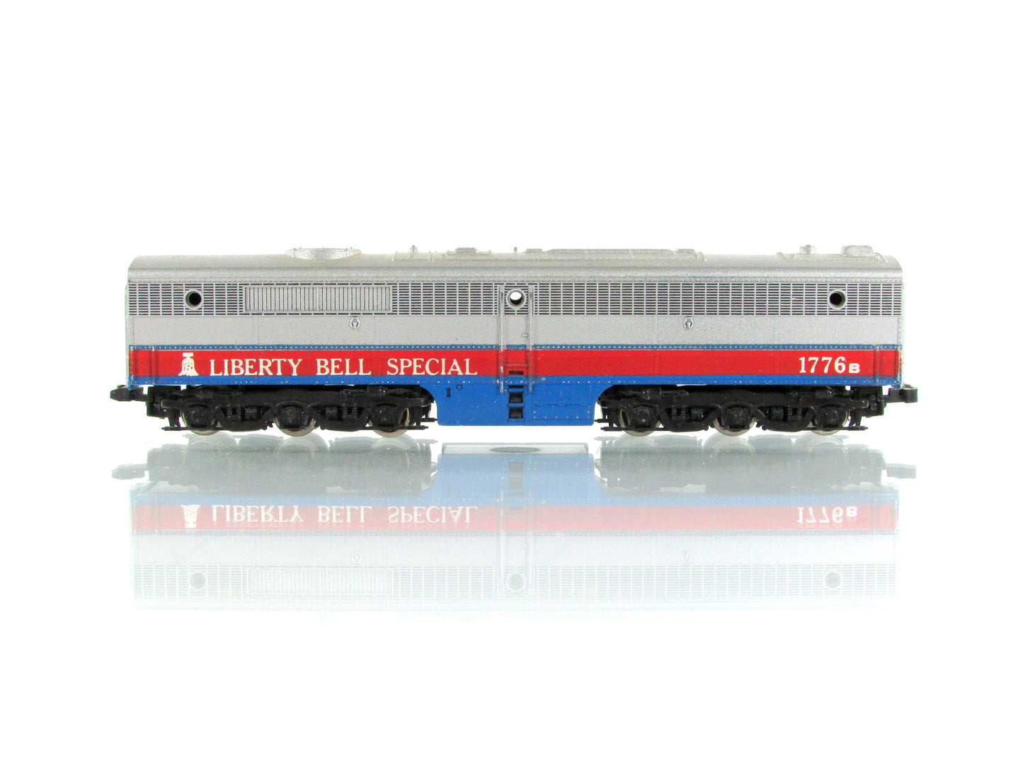 N Scale *LIBERTY BELL SPECIAL* PB-1 Dummy Diesel 1776B - Con-Cor, Knuckle Cplrs