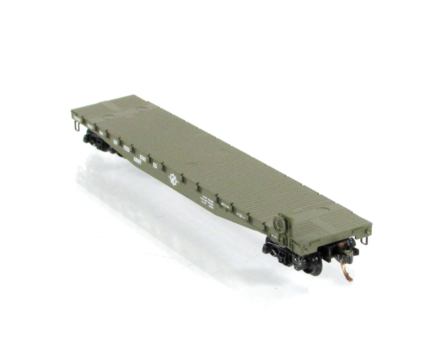 N Scale ***UNITED STATES ARMY*** 50' Flat Car, USAX 38066 -- Micro Trains 45180