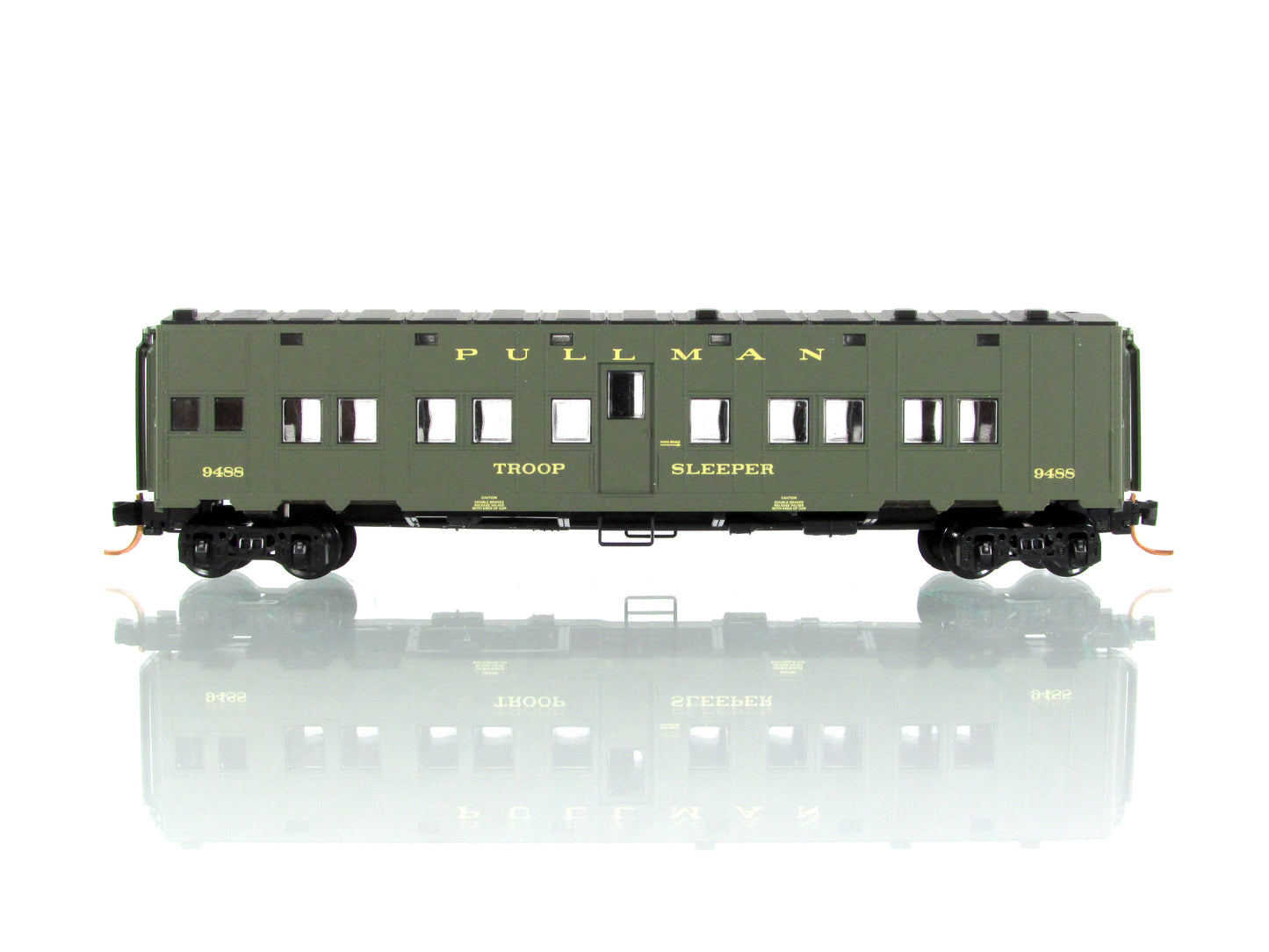N Scale **WWII US Dept of Defense** Troop Sleeper #9488 - Micro Trains 11651010