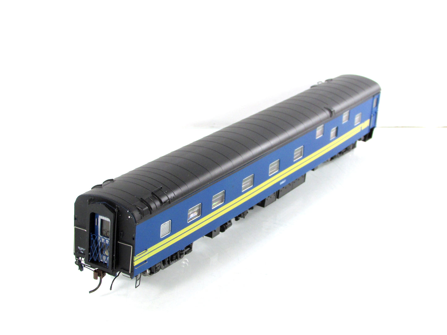 HO Scale ***VIA RAIL CANADA*** *EDGELEY* Sleeper #1113 - Rapido 101001, Lighted