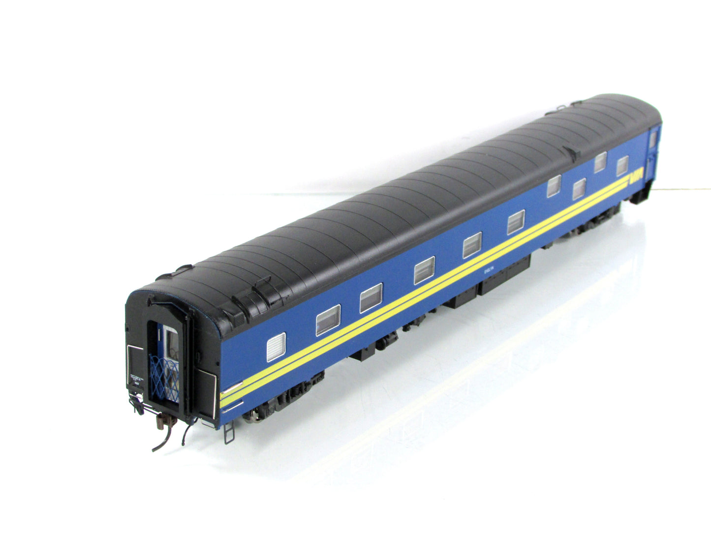 HO Scale ***VIA RAIL CANADA*** *EVELYN* Sleeper #1157 - Rapido 101008, Lighted