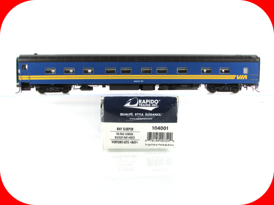HO Scale *VIA RAIL CANADA* *BUCKLEY BAY* Sleeper #2022 - Rapido 104001, Lighted