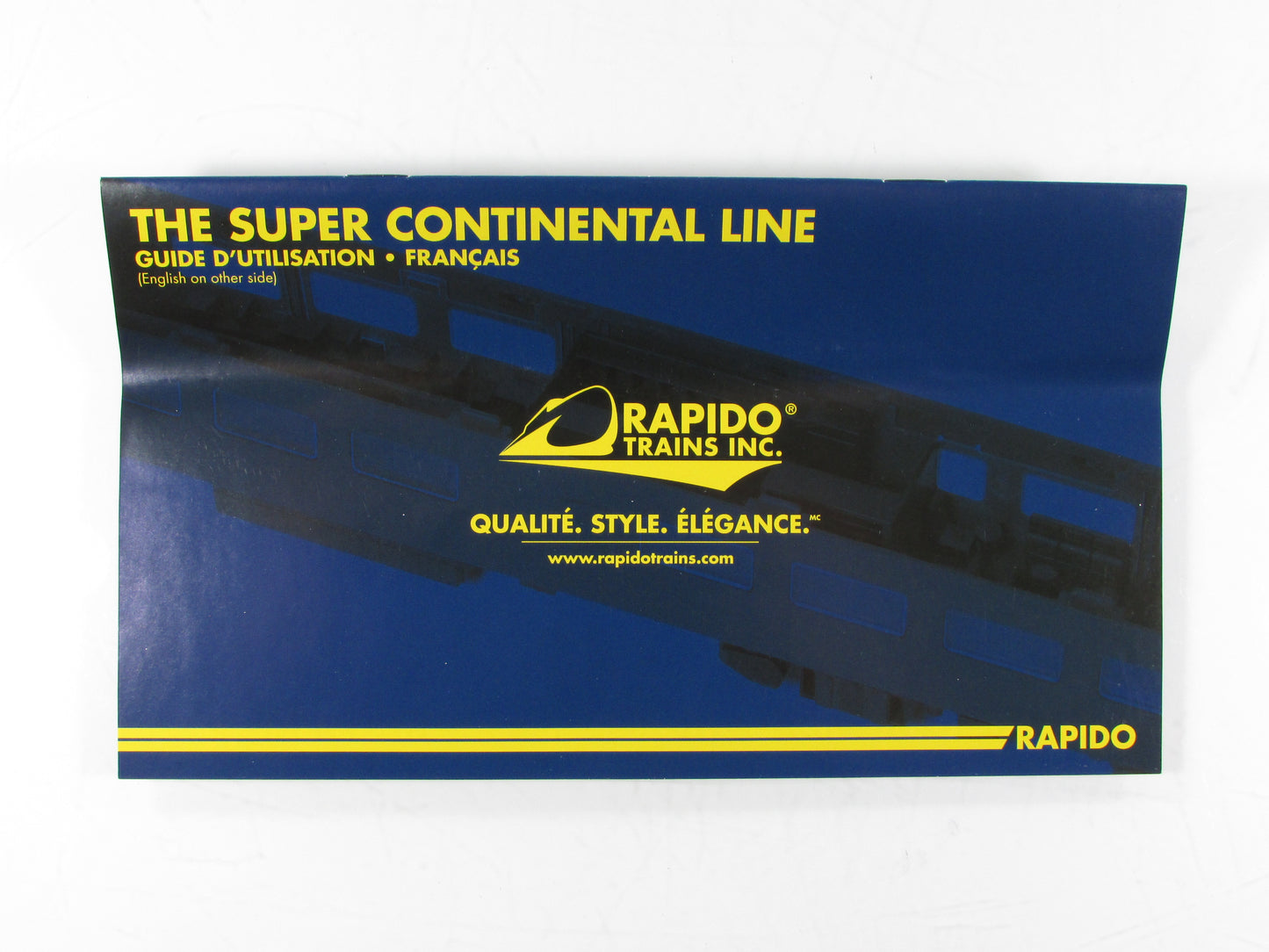 HO Scale *VIA RAIL CANADA* *BUCKLEY BAY* Sleeper #2022 - Rapido 104001, Lighted