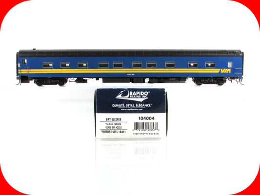 HO Scale **VIA RAIL CANADA** *GLACE BAY* Sleeper #2025 - Rapido 104004, Lighted