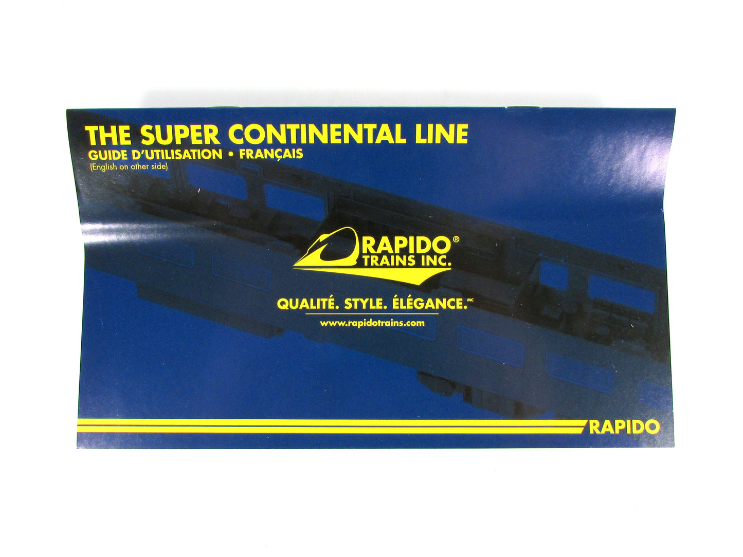 HO Scale *VIA RAIL CANADA* *FORTUNE BAY* Sleeper #2027 - Rapido 104006, Lighted