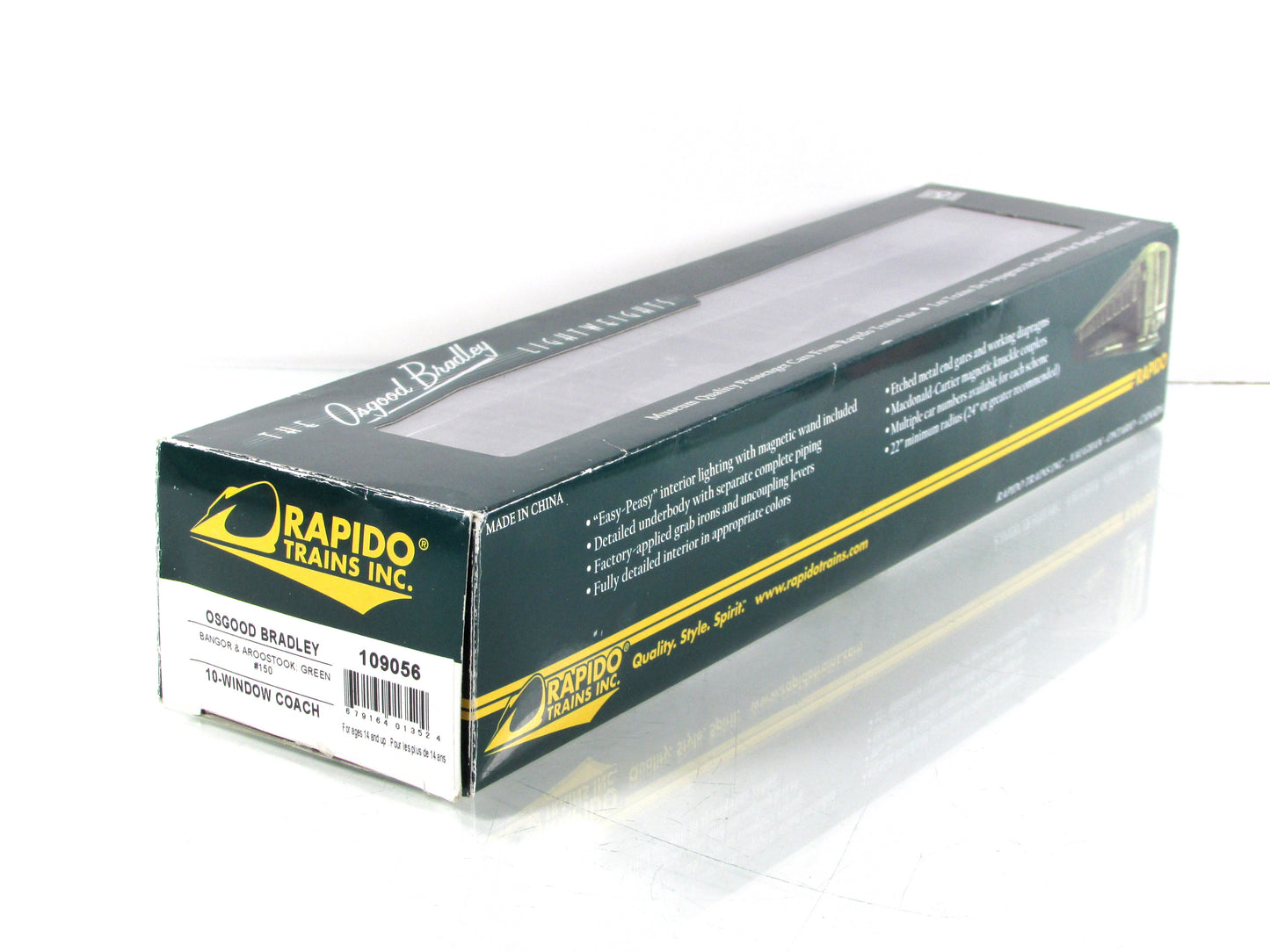 HO Scale *BANGOR AROOSTOOK* Osgood Bradley Coach #150 - Rapido 109056, Lighted