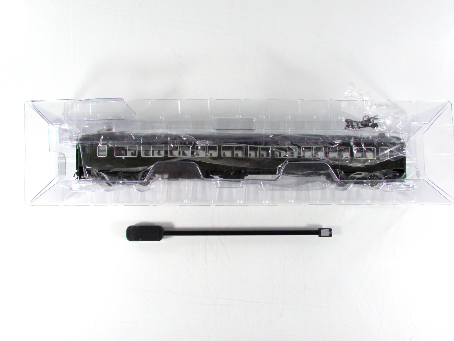 HO Scale *BANGOR AROOSTOOK* Osgood Bradley Coach #151 - Rapido 109057, Lighted