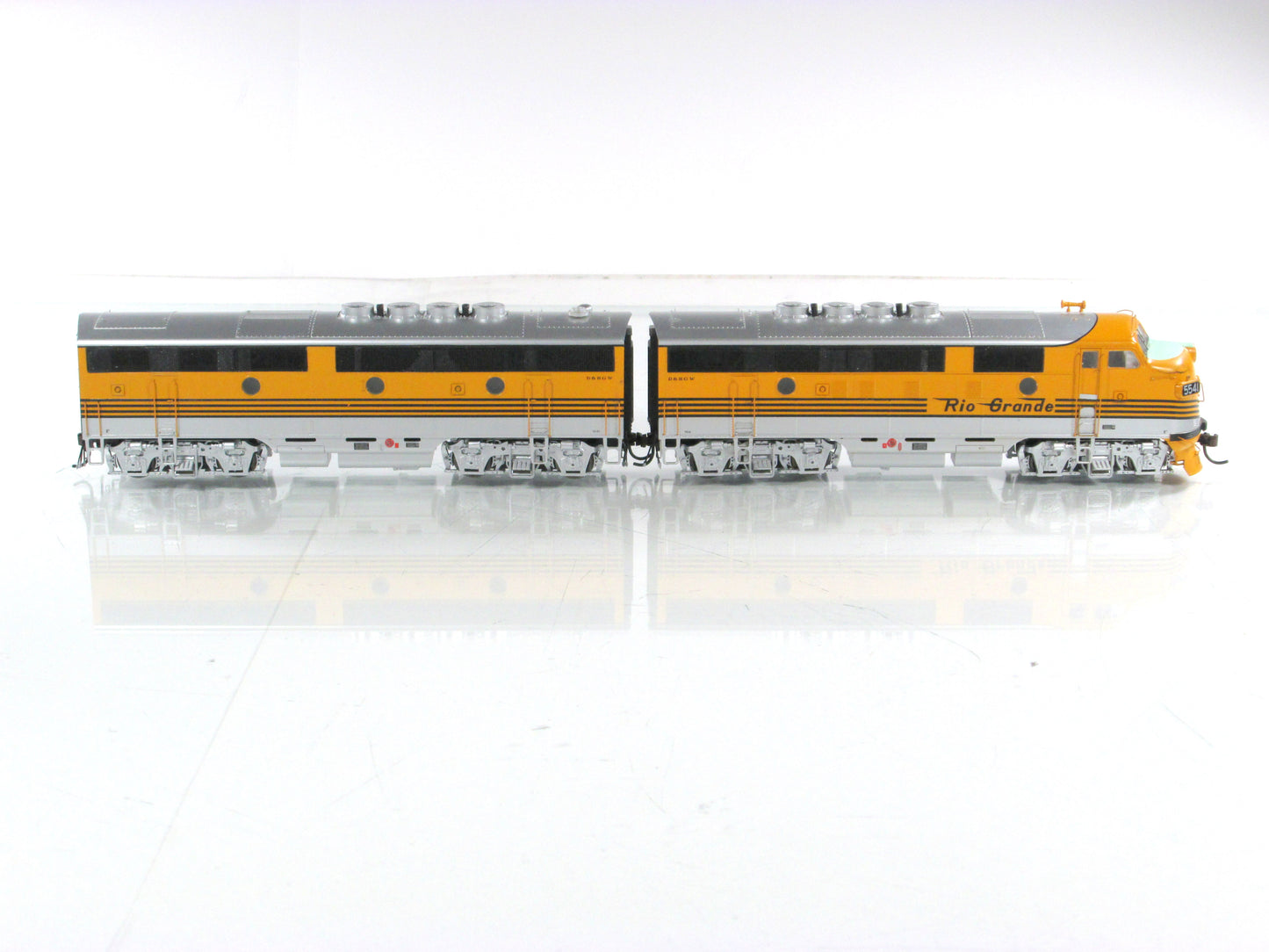 HO Scale ***DENVER & RIO GRANDE*** F7A-F7B --Athearn G22627 w/ DCC Tsunami Sound