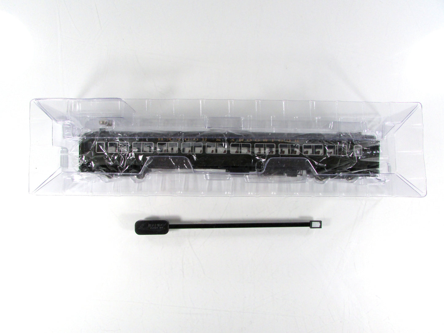 HO Scale ***BANGOR AROOSTOOK*** Osgood Bradley Coach --- Rapido 109061, Lighted