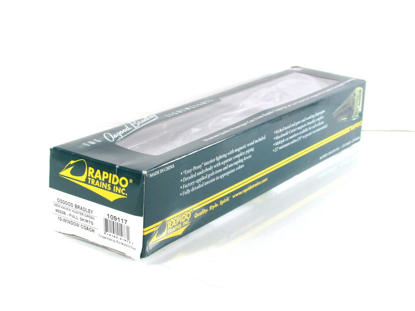 HO Scale ***NEW HAVEN*** Osgood Bradley Coach #8206 ---- Rapido 109117, Lighted