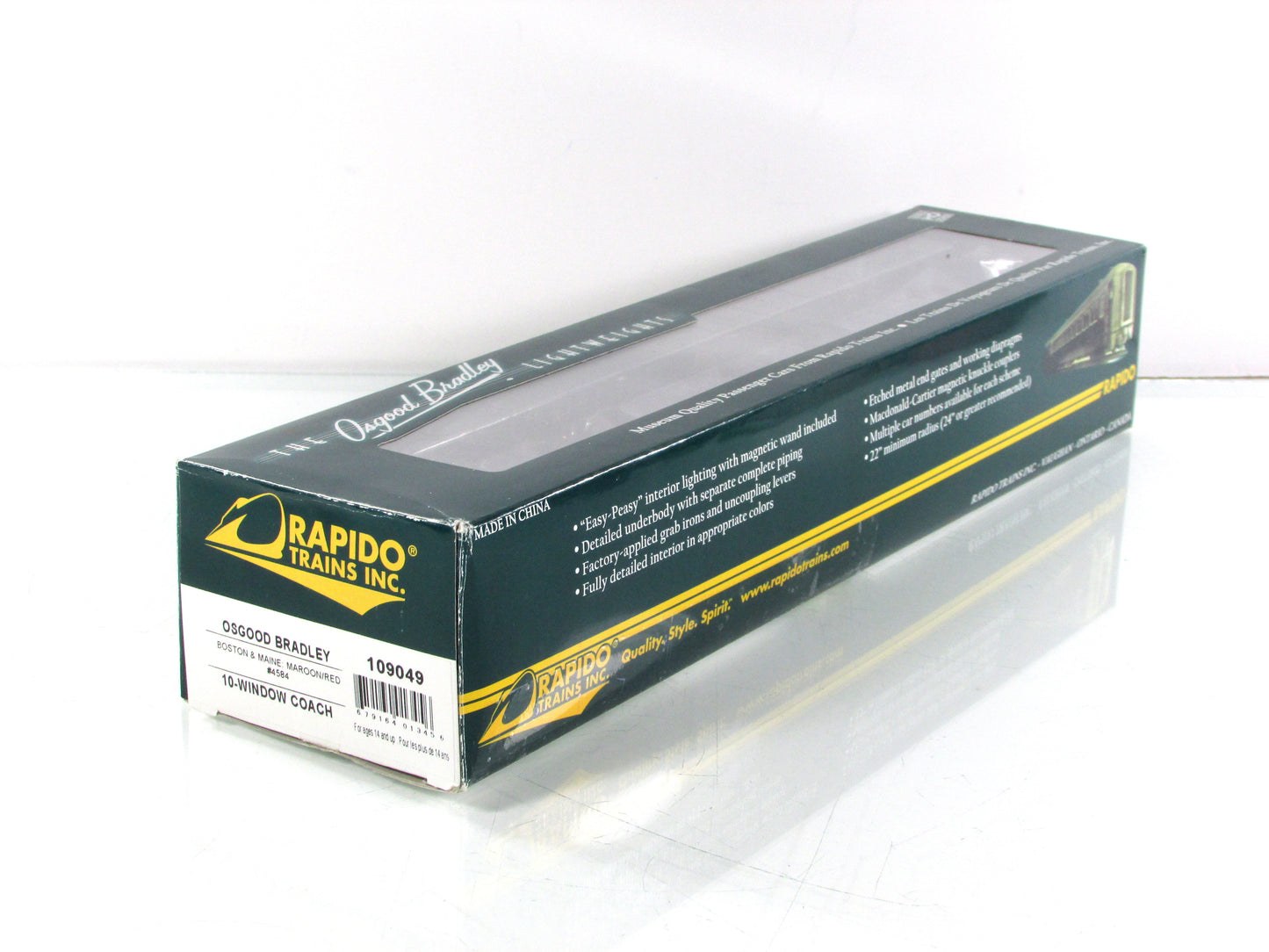 HO Scale ***BOSTON MAINE*** Osgood Bradley Coach #4584 - Rapido 109049, Lighted