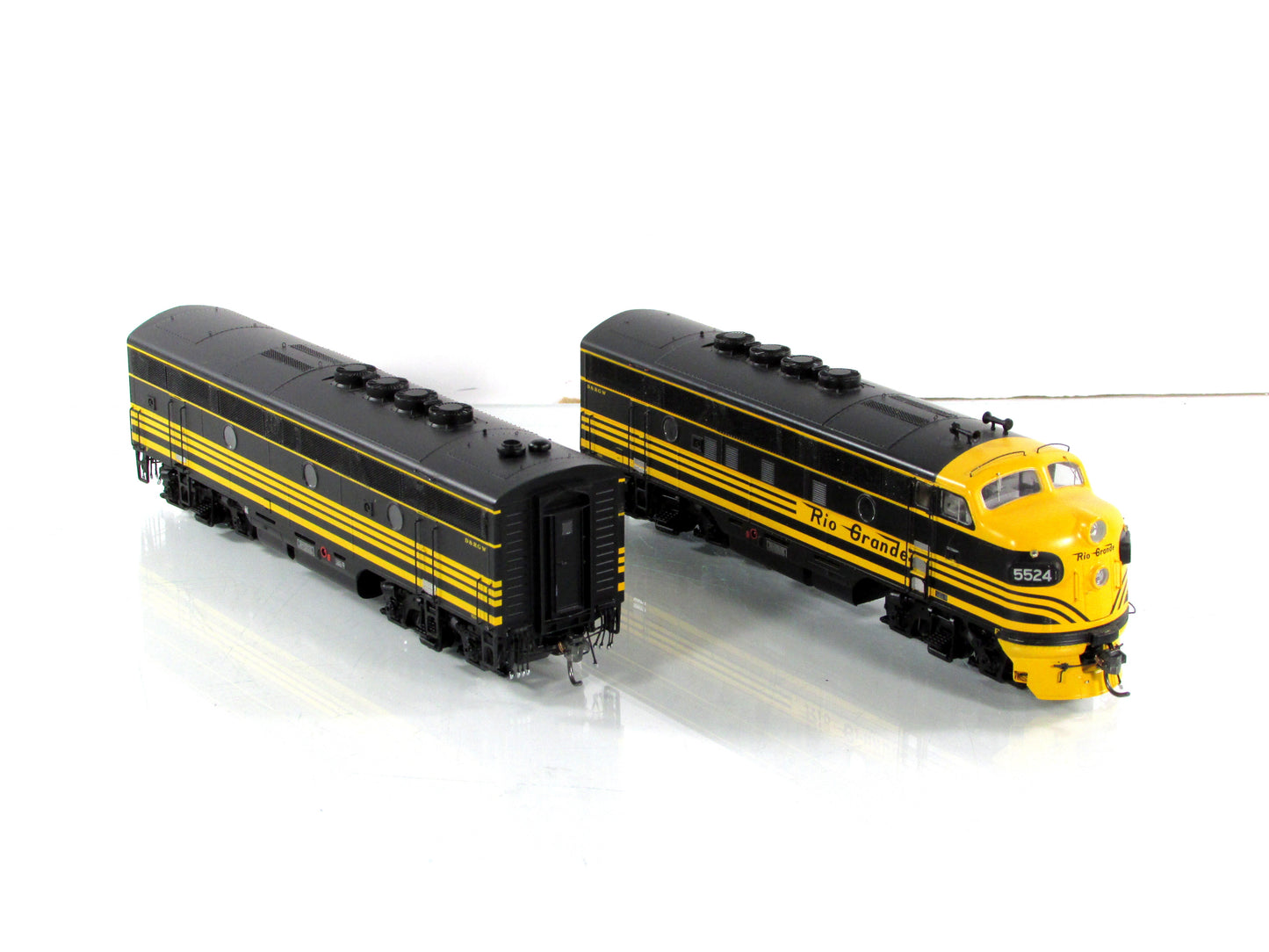 HO Scale **DENVER & RIO GRANDE** F3A-F3B -- Athearn G22334 w/ DCC Tsunami Sound