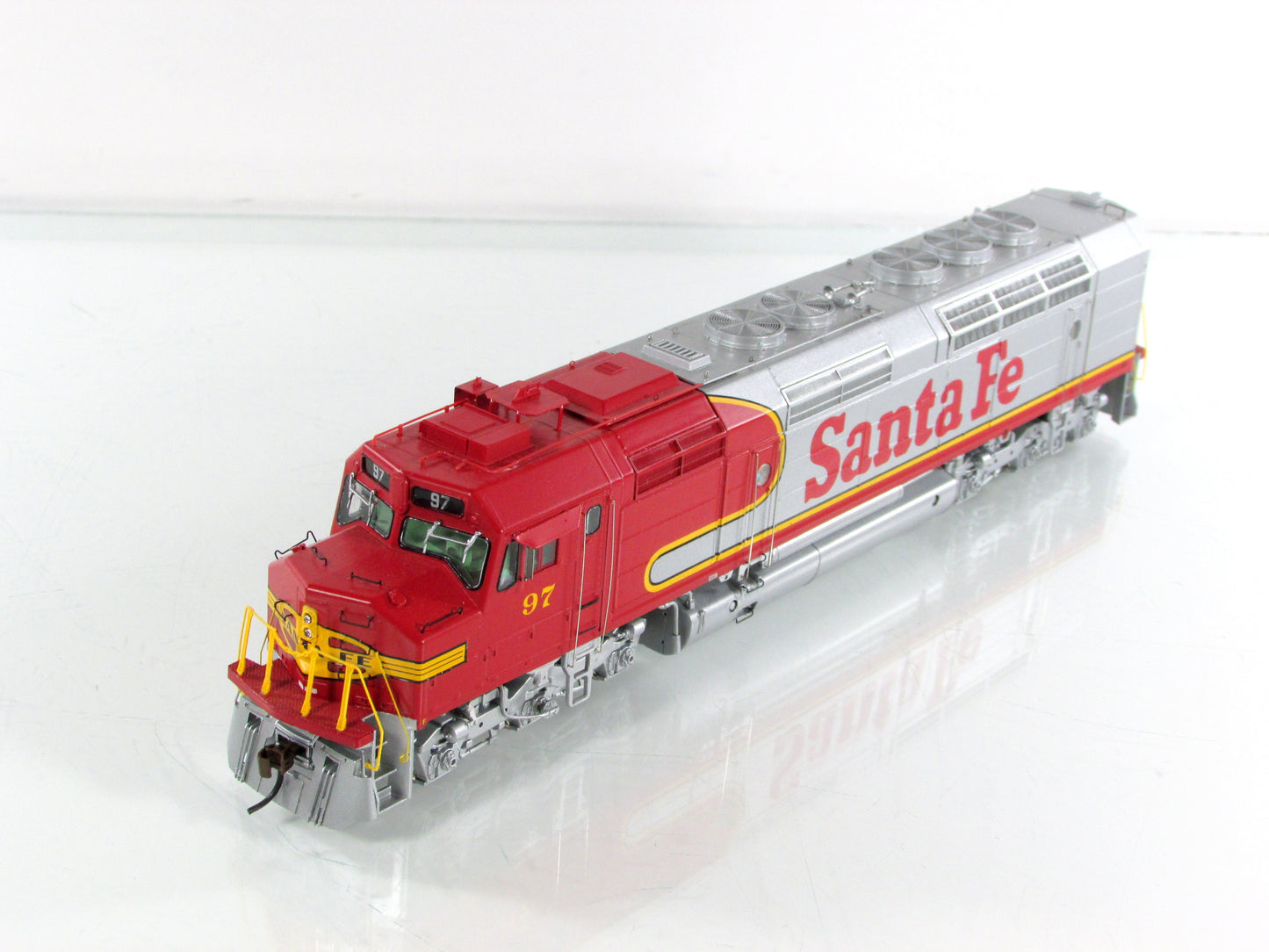 HO Scale **SANTA FE** FP45 Locomotive #97 - Athearn G67654 w/ DCC Tsunami Sound