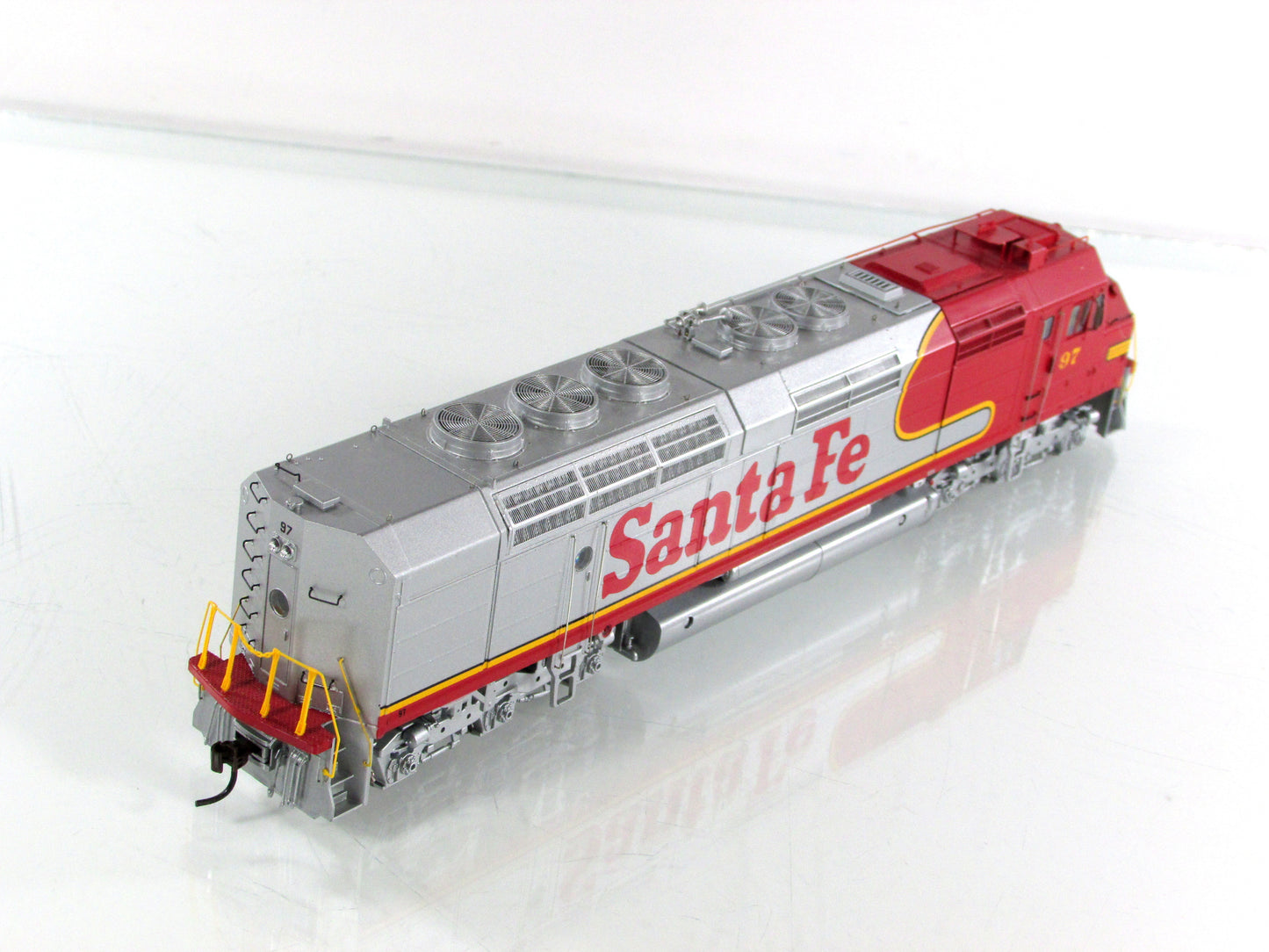 HO Scale **SANTA FE** FP45 Locomotive #97 - Athearn G67654 w/ DCC Tsunami Sound