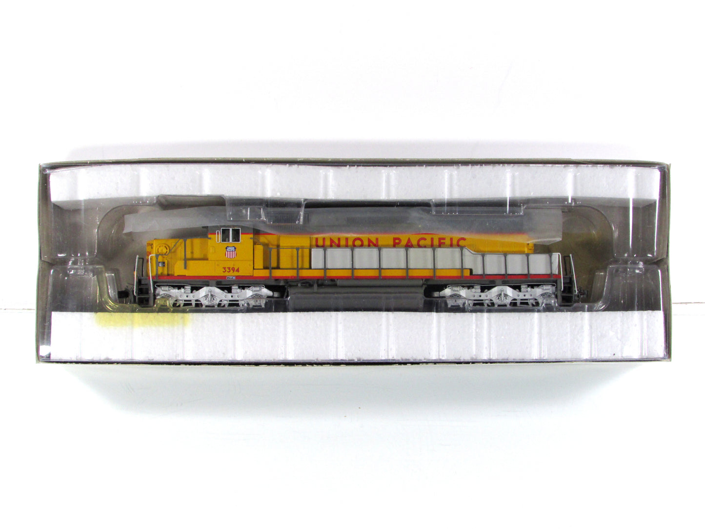 HO Scale **UNION PACIFIC** SD40-2 Snoot Nose #3394 - Intermountain 49342 w/ DCC