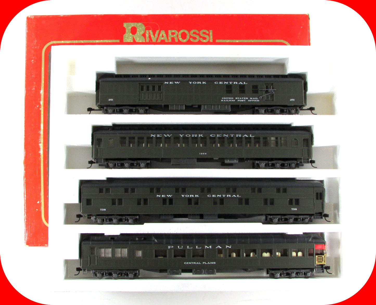 HO Scale *NYC* 1920s Passenger Set B, Interiors, Knuckle Cplrs - Rivarossi 6925
