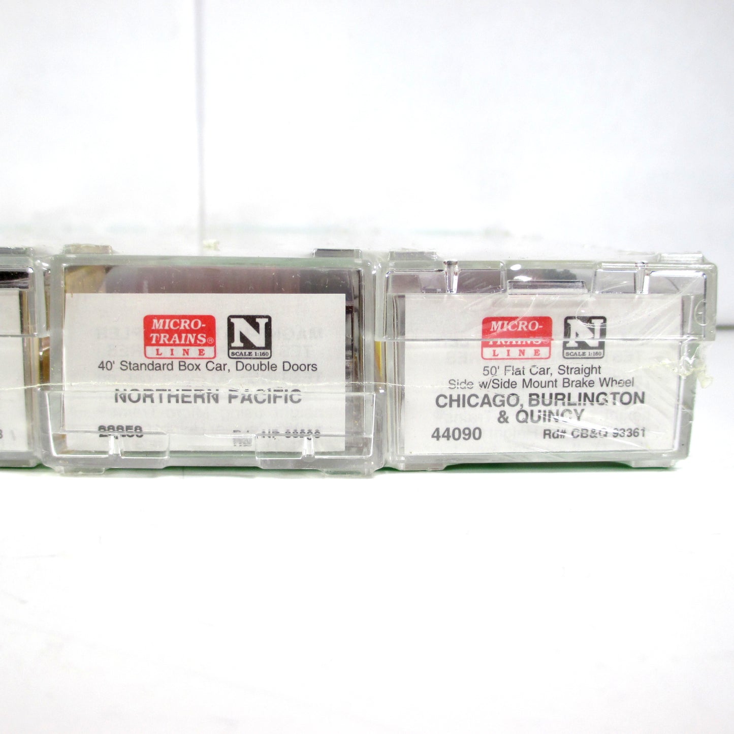 N Scale ***CB&Q, GN, NP, SP&S*** Fallen Flags 4-Pack Set --- Micro Trains 23252