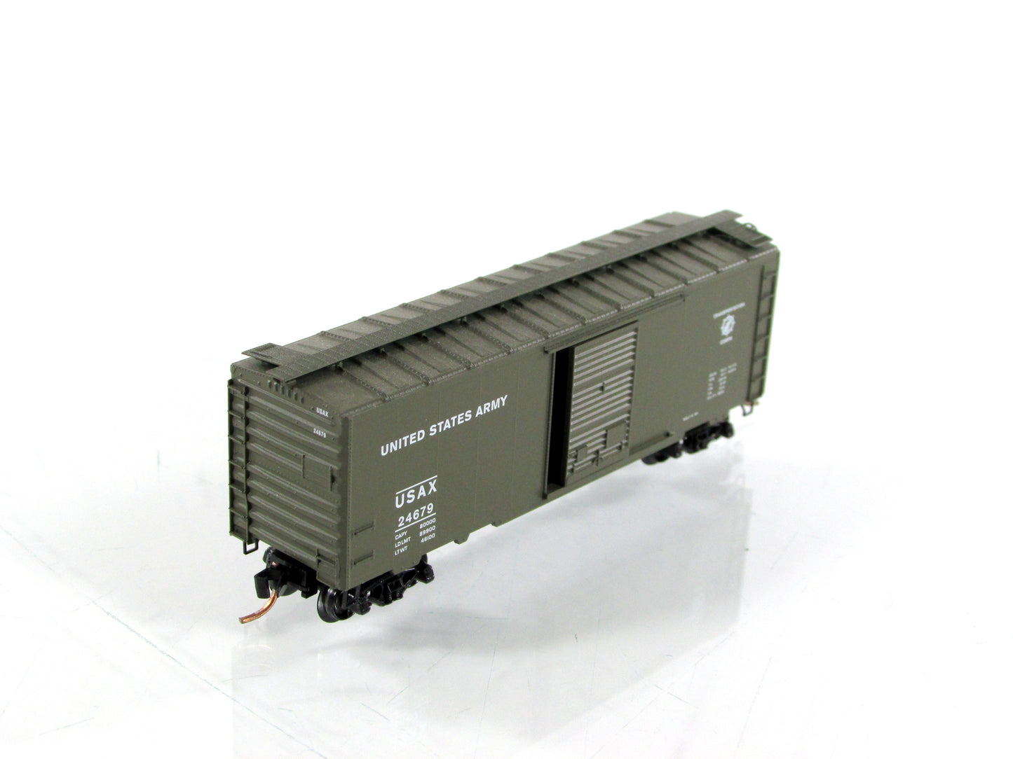 N Scale **UNITED STATES ARMY** 40' Box Car USAX 24679 - Micro Trains 20456