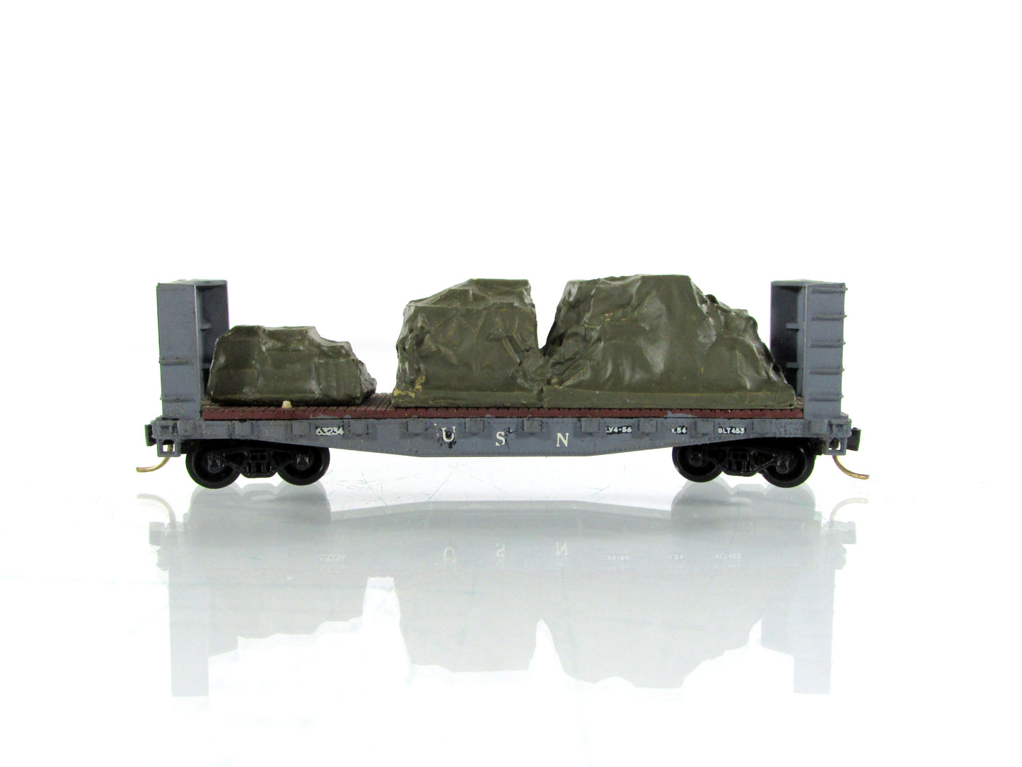 N Scale ***US NAVY*** 40' Bulkhead Flat Car, Custom Load - Atlas, MTL Couplers