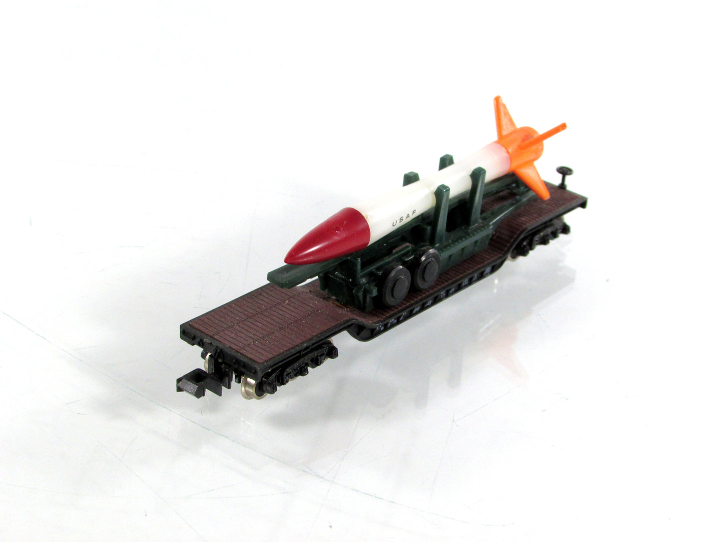 N Scale **US AIR FORCE** Missile Load on Heavyweight Flat, N&W - Bachmann *RARE