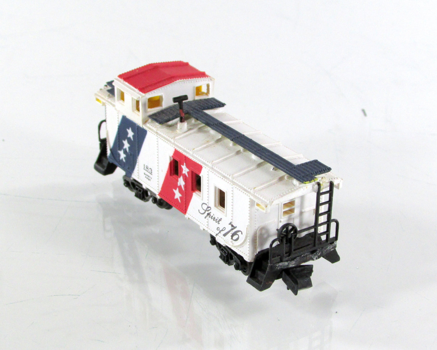 N Scale AMERICAN BICENTENNIAL **Spirit of 76** Cupola Caboose - Bachmann 5412